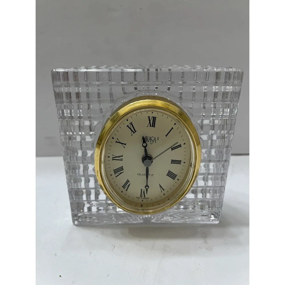 Vintage Mikasa Illusions Lead Crystal Desk Clock Square Diamond Pattern 4.25x4